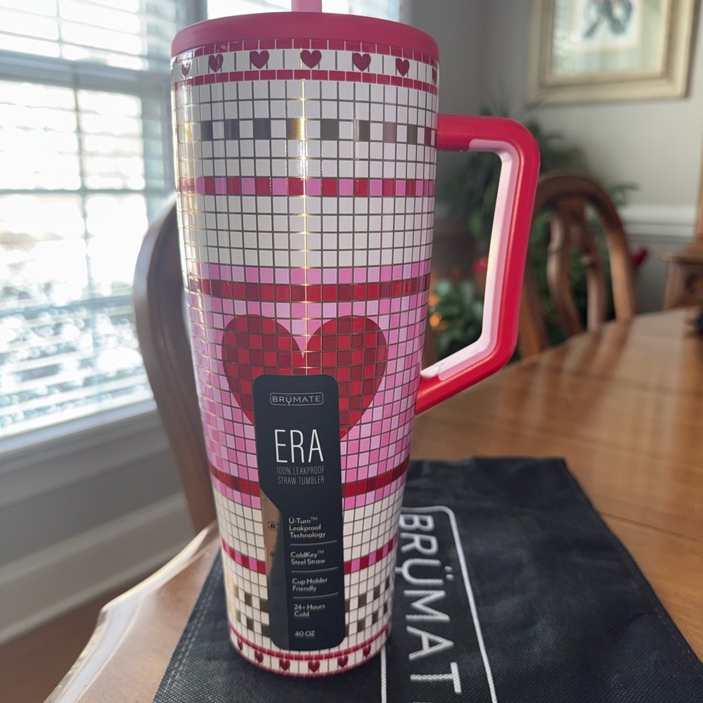 ❤️ 40 oz. BrüMate Era ❤️ Anthropologie LOVE ON LOCK ❤️ Limited Edition❤️SOLD OUT
